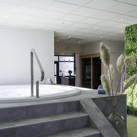 Best Western Hôtel De La Cité&Spa-3