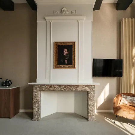 Adam'S Canal House-3