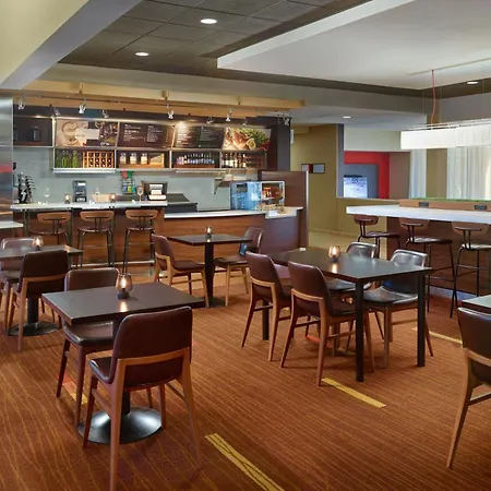 Courtyard By Marriott Baton Rouge Acadian Centre/Lsu Area-2