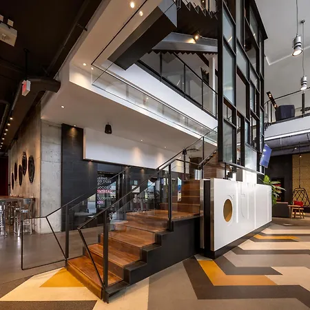 Alt Hotel Toronto Airport-2