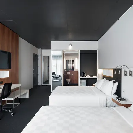 Alt Hotel Toronto Airport-2