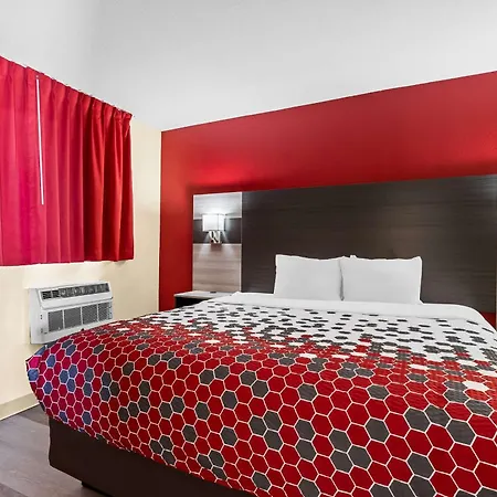 Econo Lodge Inn & Suites Santa Rosa-3