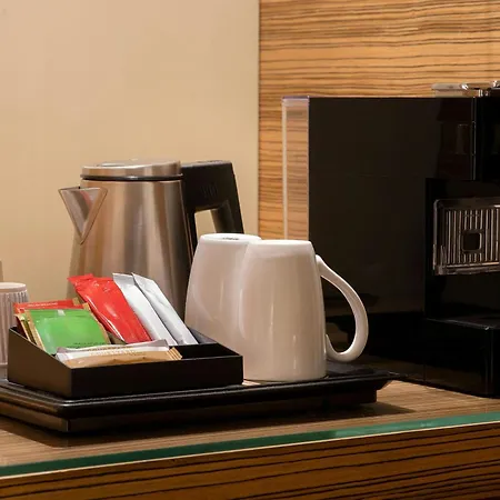 Courtyard By Marriott World Trade Center, Abu Dhabi-2