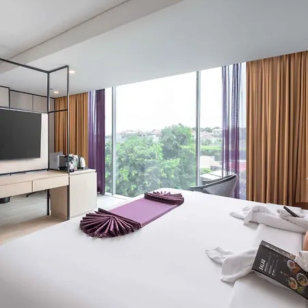 Grand Edge Hotel Semarang-2