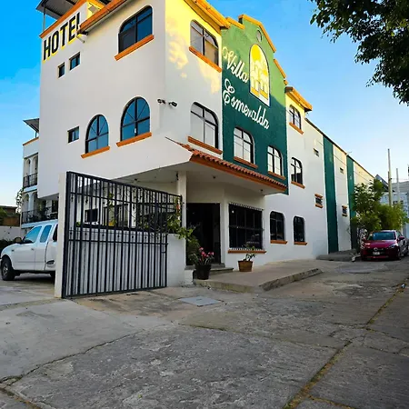 Hotel Villa Esmeralda-2