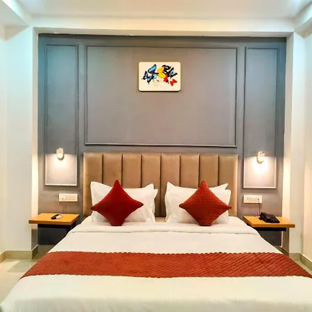 Hotel Mavens White Artemis Hospital Road Sector 52 Gurgaon-2