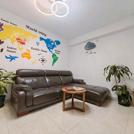 Ocean Breeze Apartment Hotel-3
