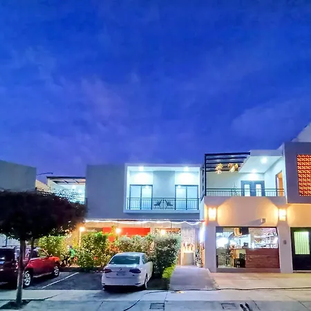 Studios V19-3