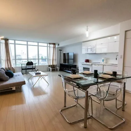 Cn Tower View Suite With Free Parking-2