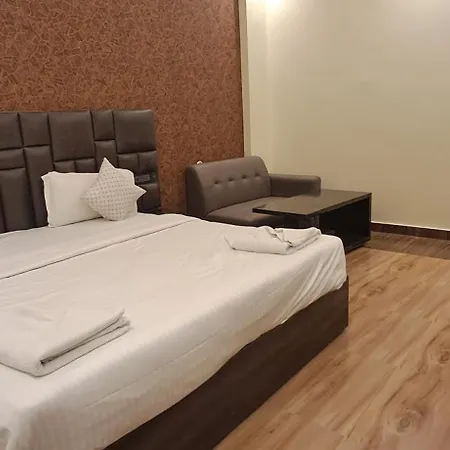 Hotel Madhuram Ayodhya-3