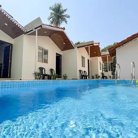 Seven Petals Cottages-3