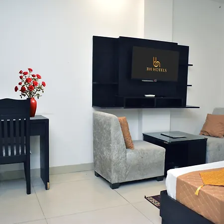 Bh Hotels Aero Suites - Airport Road-3