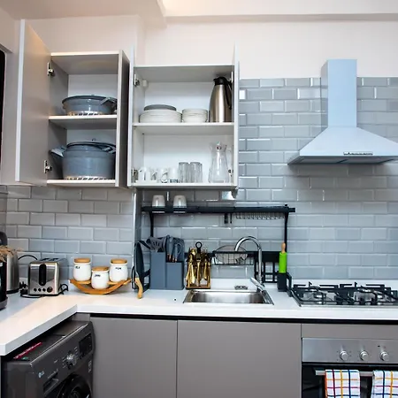 Wilma Towers Kilimani-One Bedroom Apartment With Gym, Swimming Pool, Sauna, Steam Room-Kilimani Luxe Loft-3