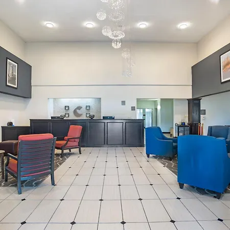 Comfort Inn & Suites Crystal Inn Sportsplex-3