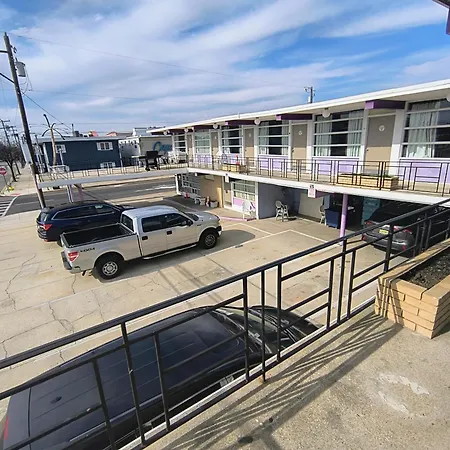 Monaco Motel - Wildwood Beach & Boardwalk-3