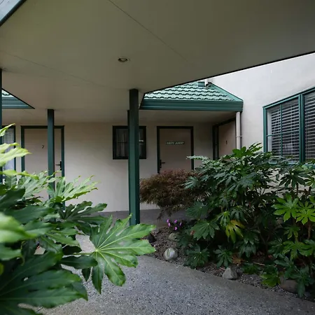 Camelot Motor Lodge And Conference Centre-3