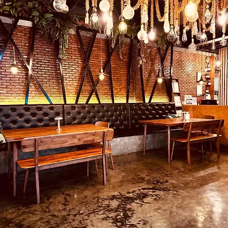 Bed Loft Cafe-3