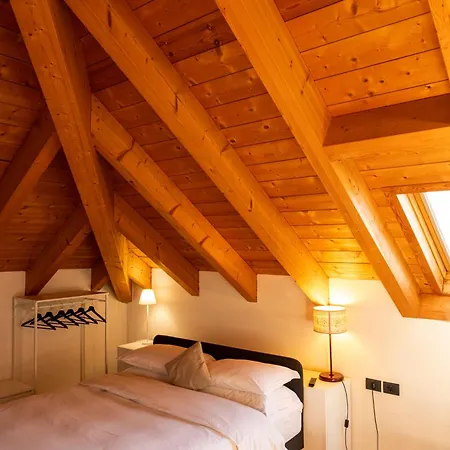 Bernina Express Eco Rooms&Breakfast-3