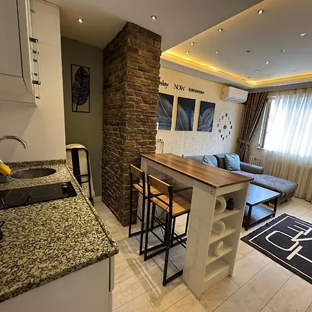 Nova Park Suite Hotel-Bomonti-2