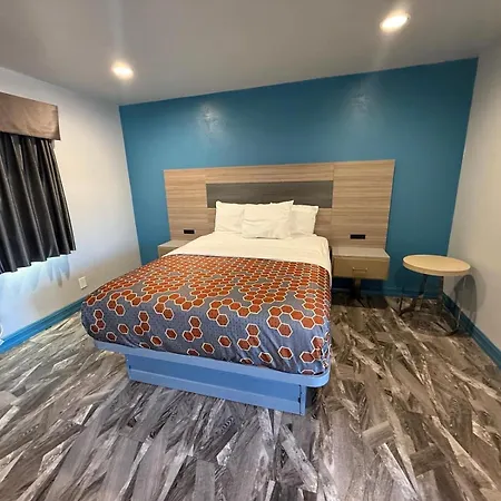 Travel Inn Motel-2