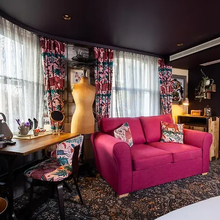 The Kings Arms Pub & Boutique Rooms-3