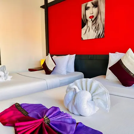 Hotel Baya Phuket - Rooftop Pool, Next To Food Market & Steps To Beach-3