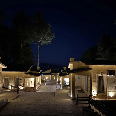Hidden Hills Hotel & Resort-2