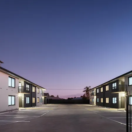 Whyalla Skysuites-3