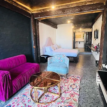 9 Bows - Landour-2