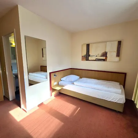 Keyless Boardinghouse-2