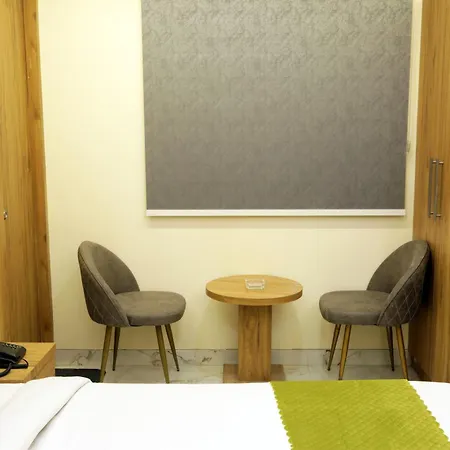 Hotel New Luxx Stay - Near Igi Airport-3
