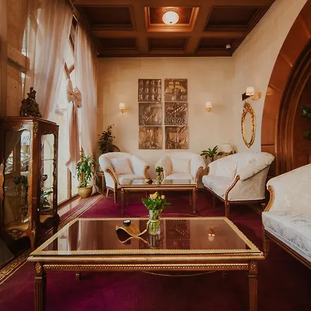Historic Boutique Hotel Cattaro-2