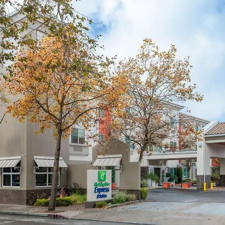 Holiday Inn Express Berkeley By Ihg-3