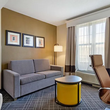 Comfort Suites Hanes Mall-3