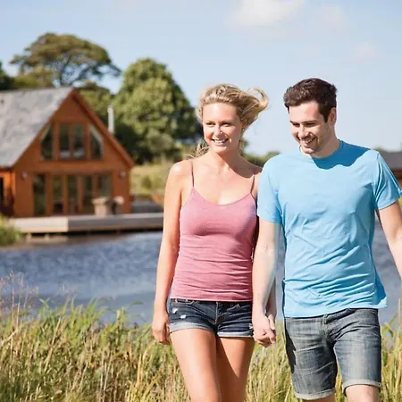 Anglesey Lakeside Lodges-2