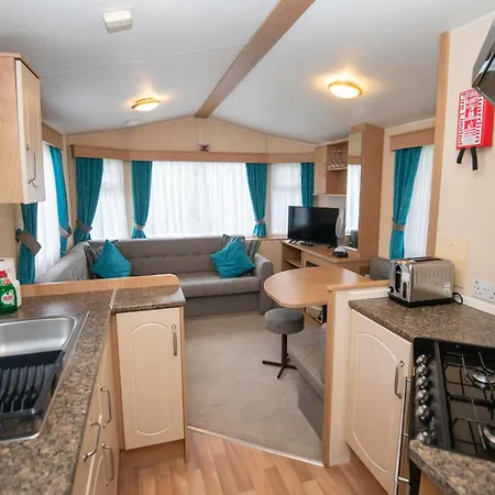 Bridleways Guesthouse & Holiday Homes-3