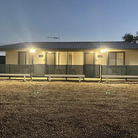 Coober Pedy Apartments-2