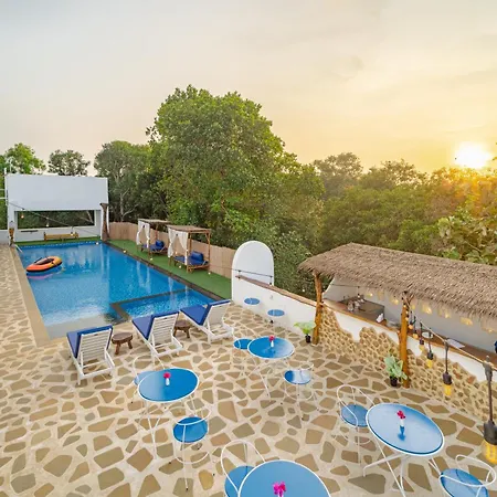 Conch Resort Luxury Private Pool Suites-3