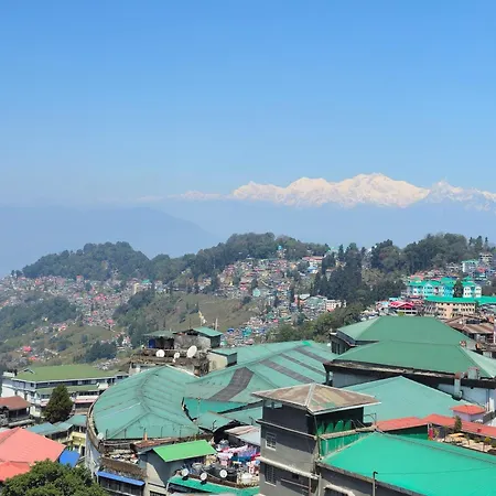Royal Vista - Guest House-3