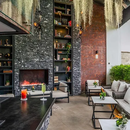 Kwetu Nairobi, Curio Collection By Hilton-2