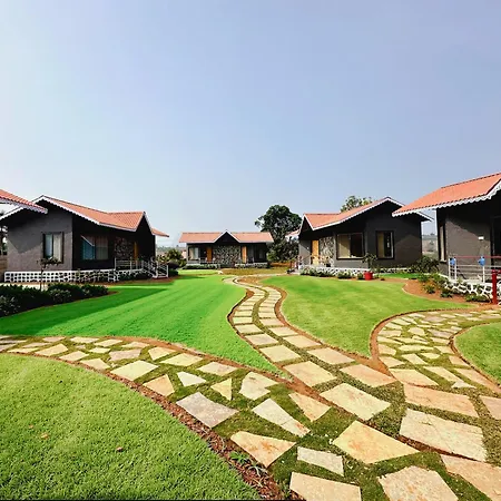 Varuwoods - Luxury Boutique Resort, Trekking & Water Sports-2