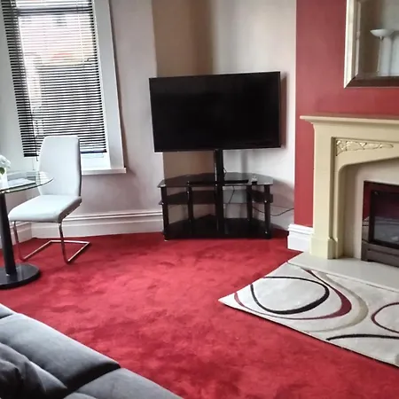 Stratford House Holiday Apartments-3