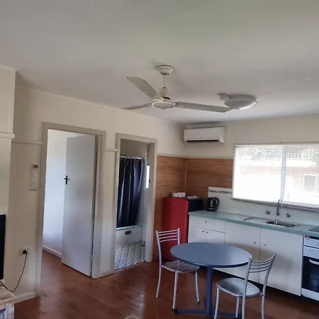 Park Beach Holiday Cabins-2