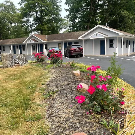 Pennswoods Inn-2