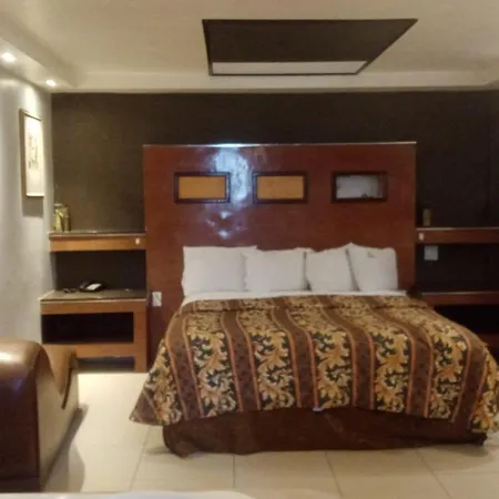 Hotel Tapatio-2