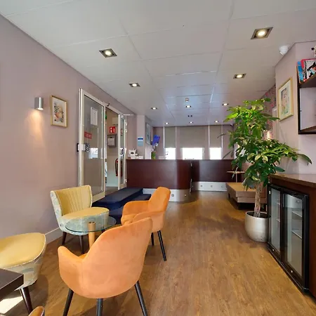 Aadam Wilhelmina Hotel-3