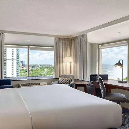 Wyndham Grand Fallsview Hotel-3