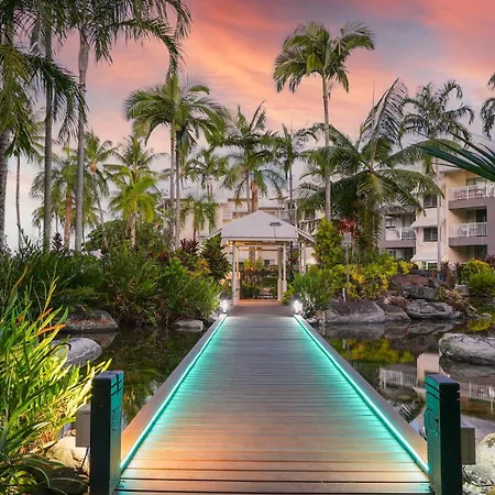 Coral Sands Beachfront Resort-2