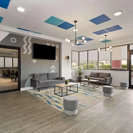 Baymont By Wyndham Orlando North Millenia-2