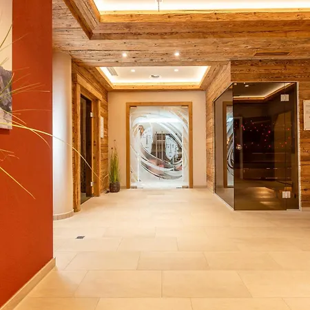 Aktiv & Vitalhotel Bergcristall-3